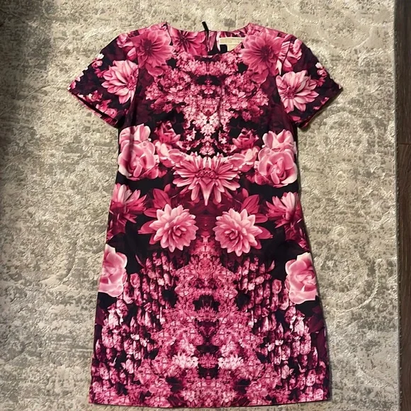 Floral Michael Kors pink and Black Shift Dress Size 6P Work or Office - Picture 2 of 5